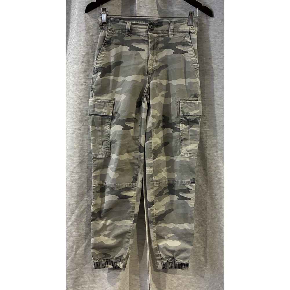 American Eagle Super Stretch Utility Camo Cargo Jogger Pants Women 00 Regular